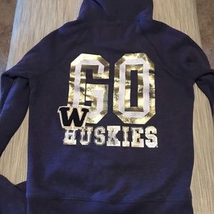 PINK University of Washington hoodie, size M
